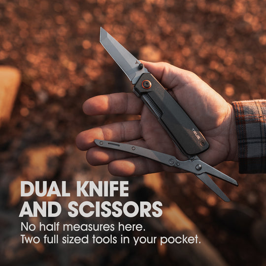 True Utility simply means ‘Really Useful’. Our collection of pocket tools are all about making sure you’re ready for whatever, while still being able to live light.  The DUAL CUTTER is a sleek, 2-in-1 cutting tool that houses a 7cm fine edge Tanto blade and a pair of spring-loaded, 4cm micro-serrated scissors.