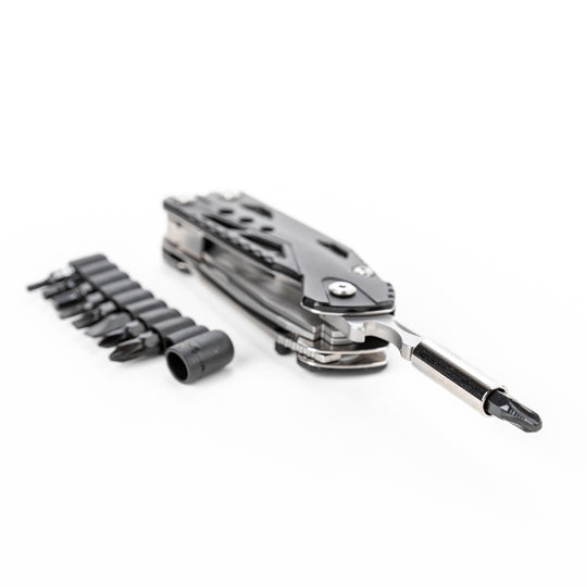 True Utility simply means ‘Really Useful’. Our collection of pocket tools are all about making sure you’re ready for whatever, while still being able to live light. Handyone is a knife first multi tool that includes a one-handed opening, full-size blade. With all the other essential tools hidden neatly within its stylish ergonomic skeleton style frame, Handyone is the ultimate handy tool.