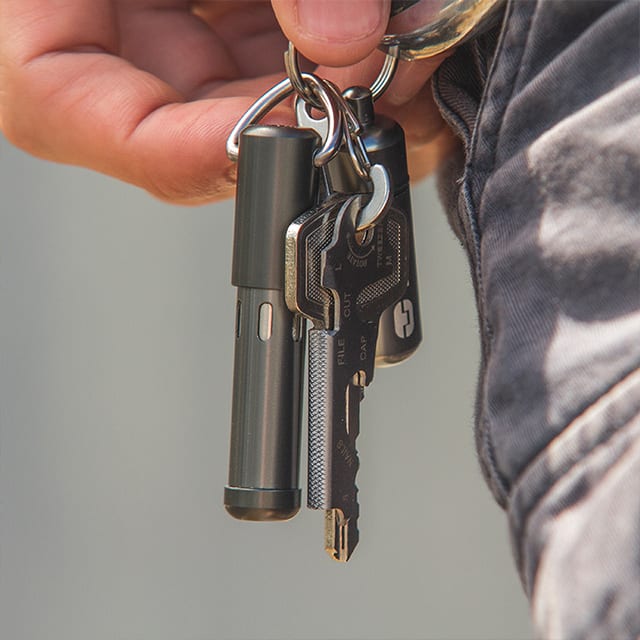 Utility Keyring Telescopic Pen - True Utility Keyring Pen | EDC | TrueUtility.com
